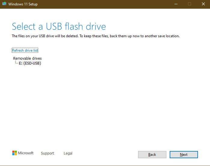 Windows-11-setup-select-the-USB-drive-1