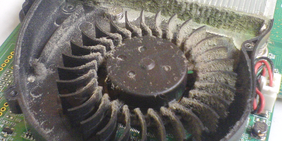 GPU-fan-is-covered-with-dust