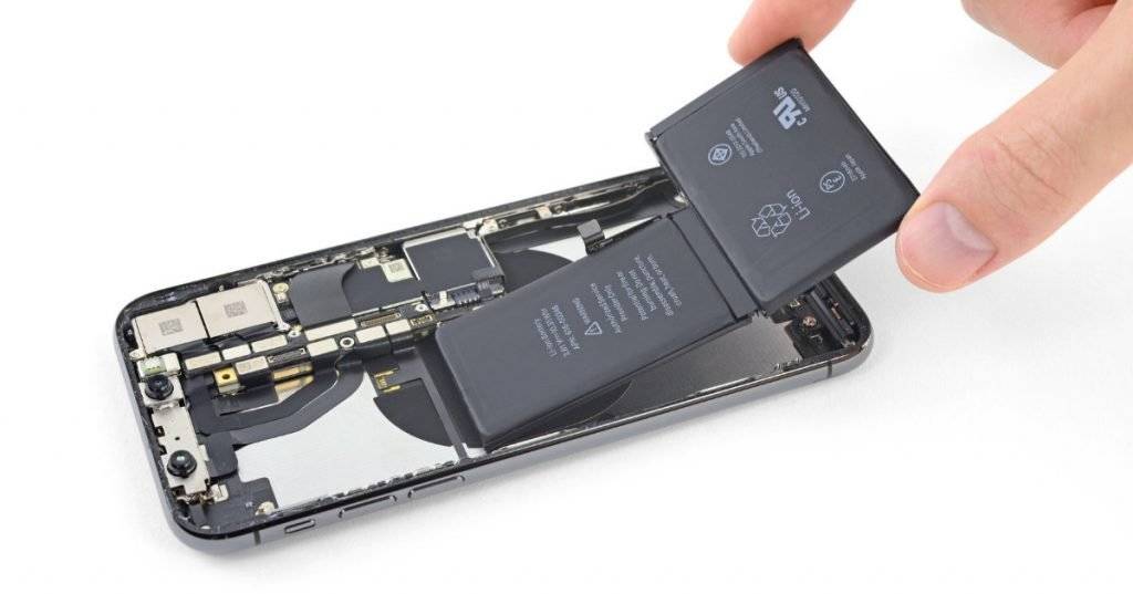 iFixit-iPhone-X-Battery-1024x537-1