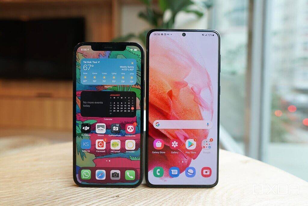 Galaxy-S21-Plus-vs-iPhone-12-Pro-XDA122-1024x683-1