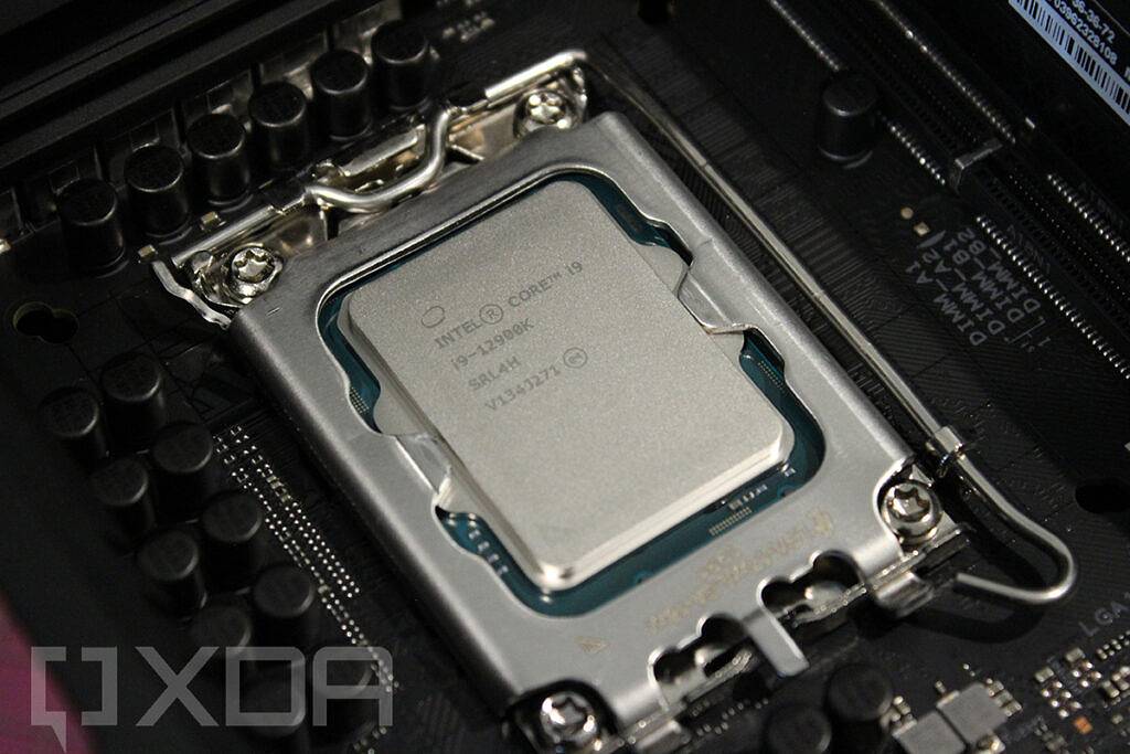 Intel-Core-i9-12900K-6-1024x683-1