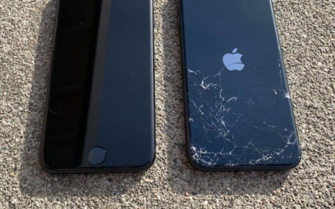iPhone SE 3 跌落测试达iPhone 13 耐摔程度？