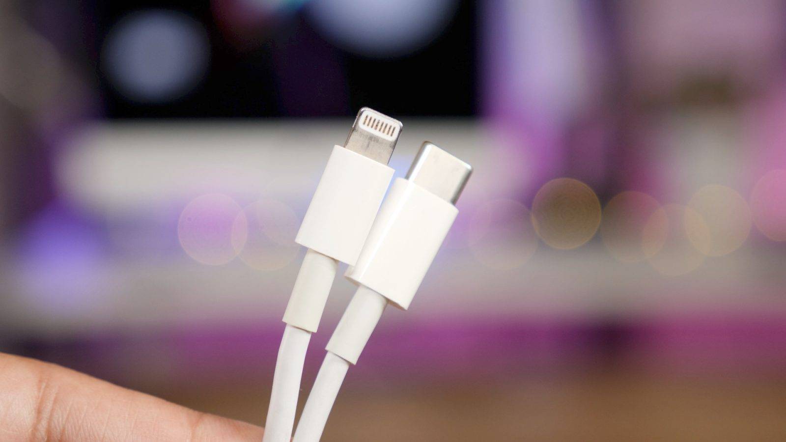 usb-c-to-lightning-cable