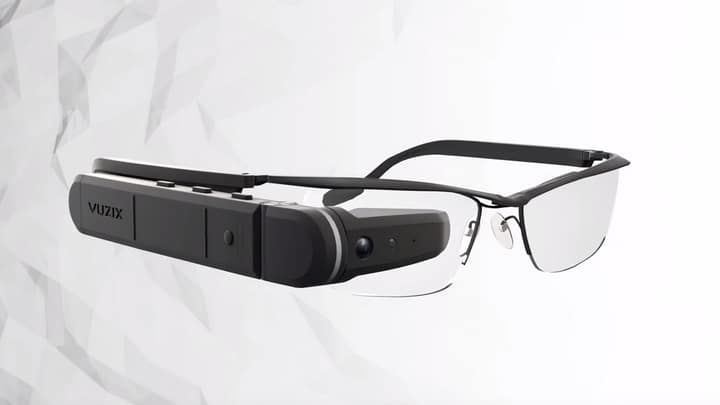 Augmented-Reality-Vuzix-M300-Smartglasses-1