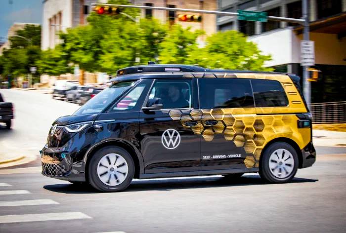 Volkswagen-autonomous-driving.webp