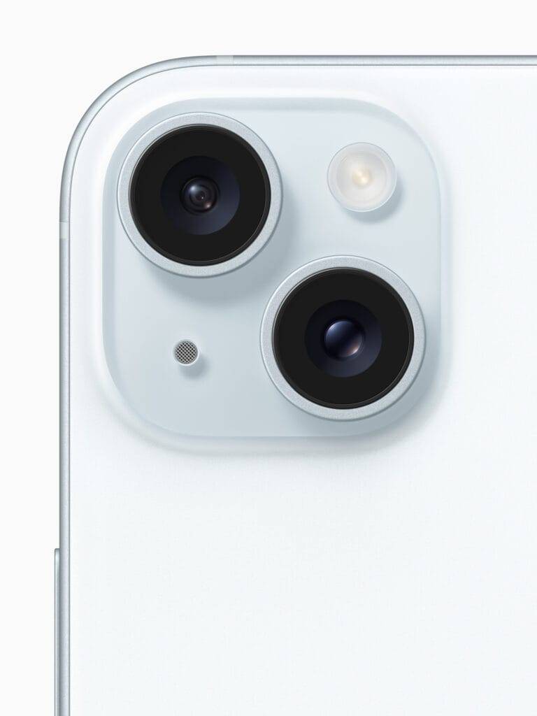 Apple-iPhone-15-lineup-dual-camera-system-230912-768x1024-1
