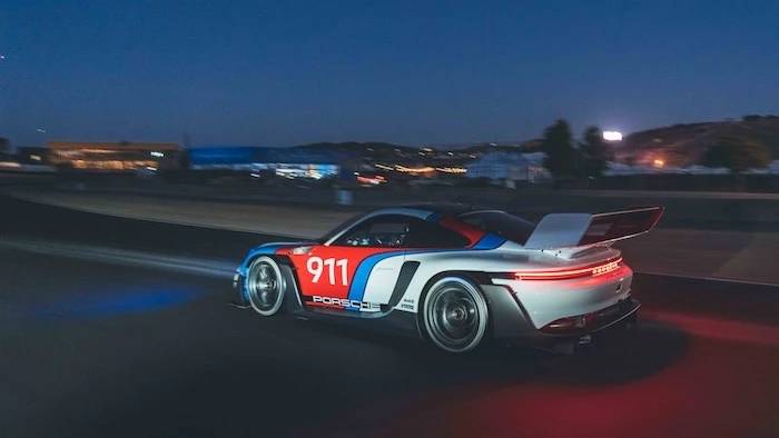 Porsche-911-GT3-R-rennsport1.webp