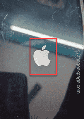 apple-logo-appears-min-e1714066589596