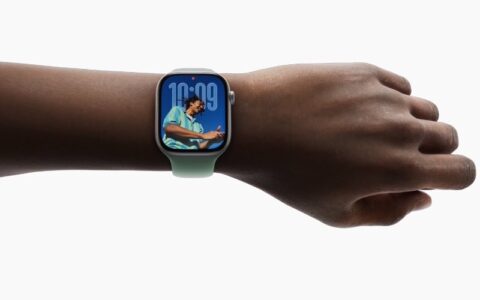 watchOS 26 为 Apple Watch 带来慢速充电器警示