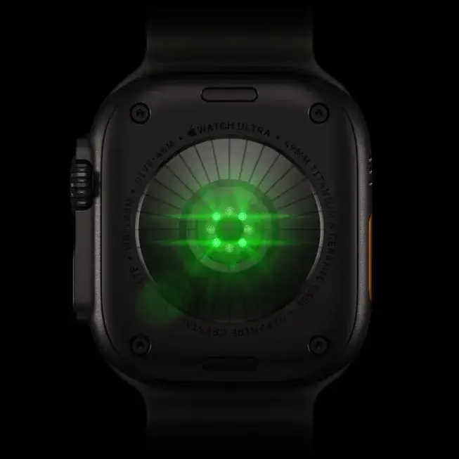 Apple-Watch-Ultra-4-heart-rate-sensing-260909_inline.jpg.large_ Apple-Watch-Ultra-4-heart-rate-sensing-260909_inline.jpg.large_
